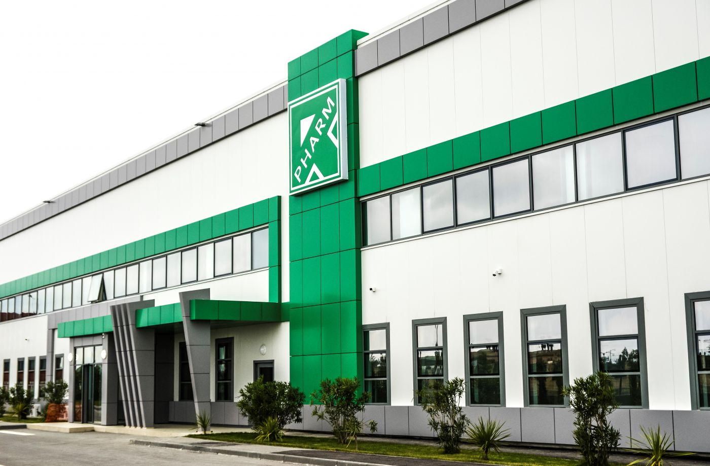 Завод «R-Pharm MMC» в Баку