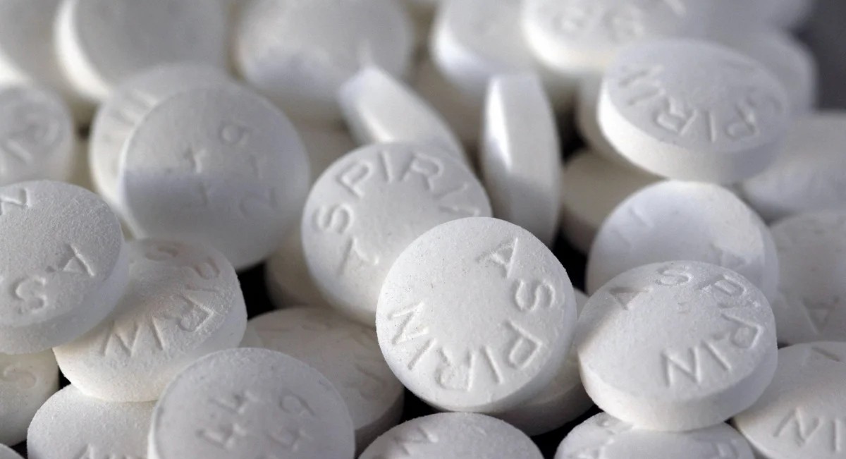 Российские ученые определили, что аспирин снижает активность нового коронавируса