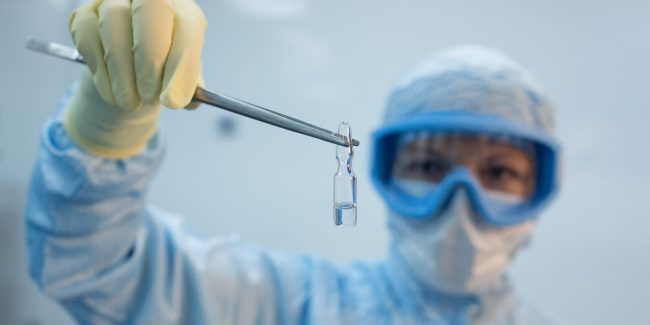 Разработчики «Спутника V» намерены судиться с Anvisa, в Бразилии отвергают обвинения
